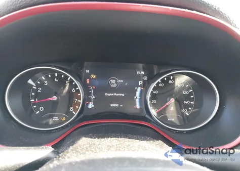 2018 Jeep Compass Trailhawk 4X4 z USA, uszkodzony, nr VIN 3C4NJDDB1JT144750